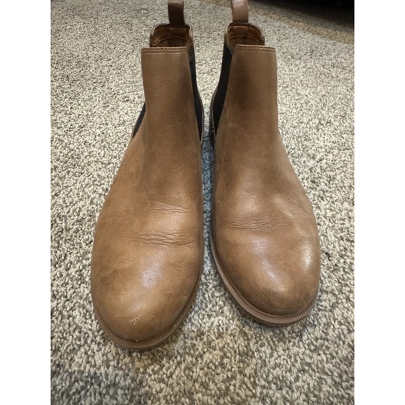 Clarks womens Brown Leather Chelsea Ankle Boots  Sz US 7 - Picture 1 of 7